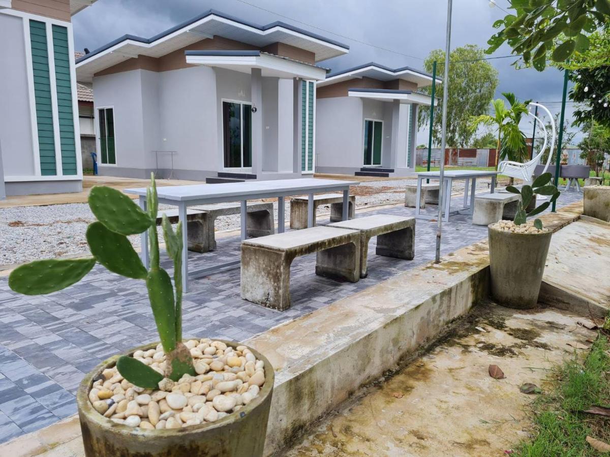 Araya Cottage Uthai Thani Exterior photo